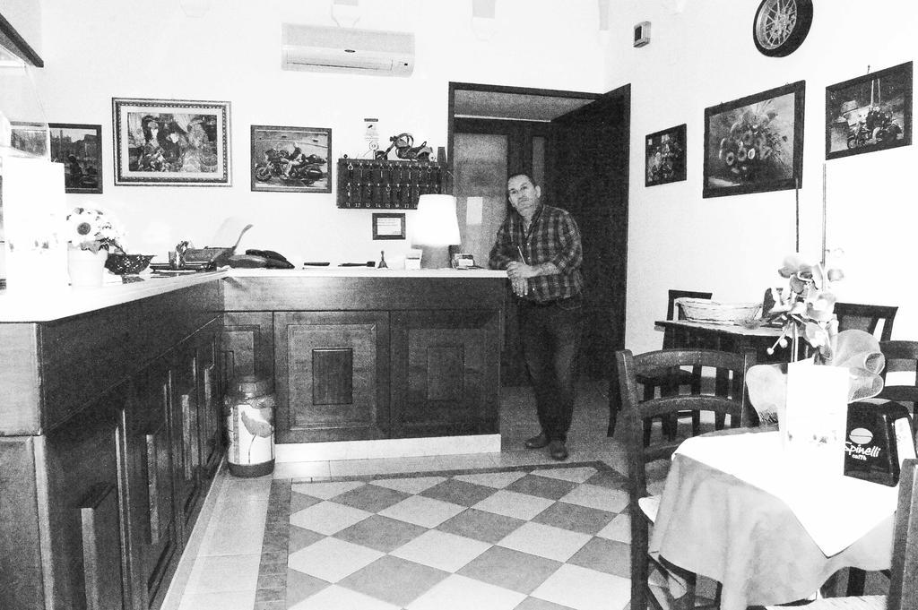 Albergo Vittoria Taviano  Dış mekan fotoğraf