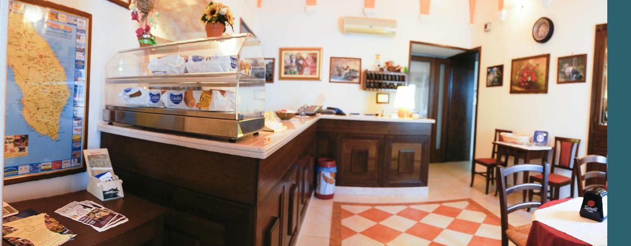 Albergo Vittoria Taviano  Dış mekan fotoğraf
